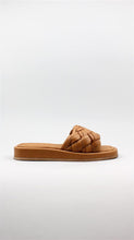 Load image into Gallery viewer, CARMELA - 68590 - LEATHER
