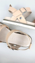 Load image into Gallery viewer, CARMELA - 68600 - LEATHER

